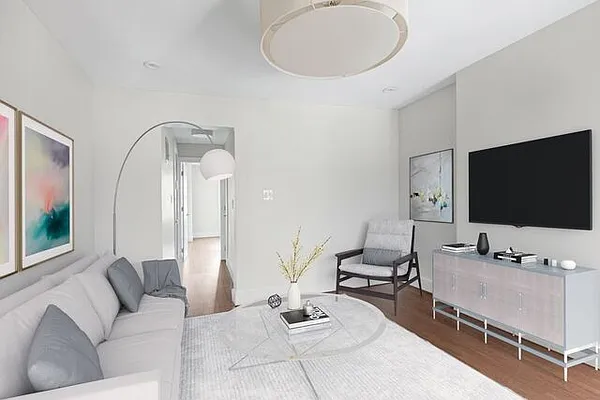 Rented by Compass | media 21