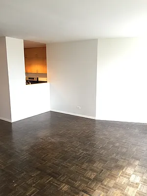 Rented by Tabak Real Estate | media 4
