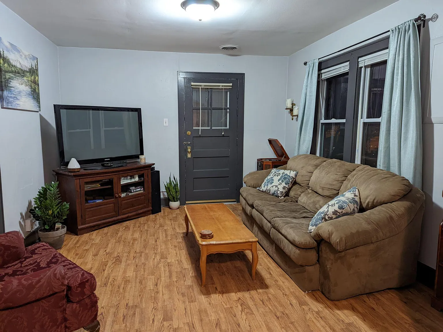 2331 S 16th Street — Photo 3