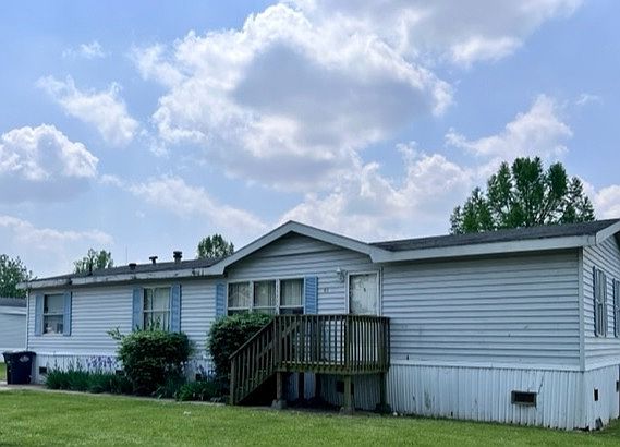 1st image of 61 Mallard Dr