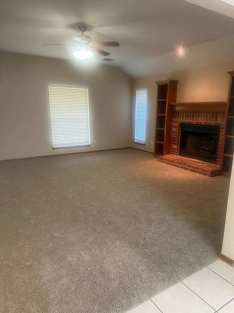 **Home for Lease in Yukon, OK | Mustang Schools — Photo 4