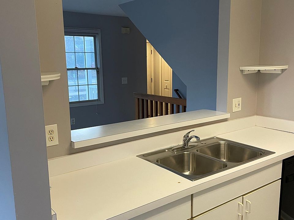 1st image of 1316 W Huron St #1