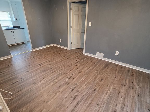 2nd image of 2105 & 2 W 16th St #2