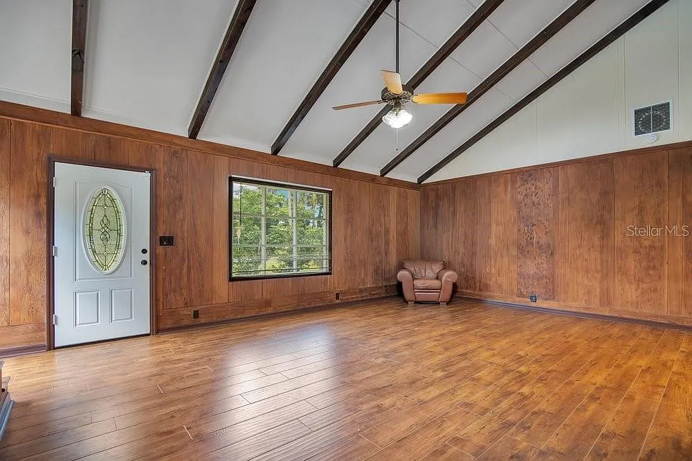 110 West Washington Avenue - 1 — Photo 4