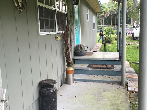 2nd image of 6800 NE 1st St