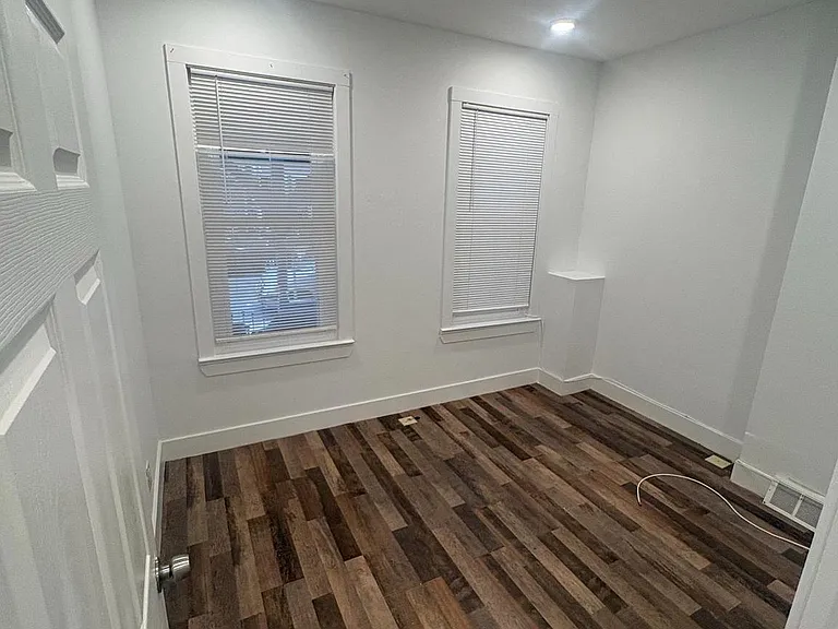 4148 Parrish St #1 — Photo 2