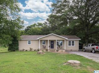 1432 County Road 788, Ider, AL 35981