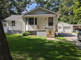 1536 Goffe St, Saint Clair, MI