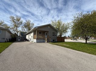 51 Raglan St, Collingwood, ON L9Y4Y6