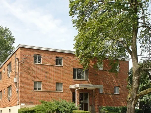 23 Oakwood Ave, West Hartford, CT 06119