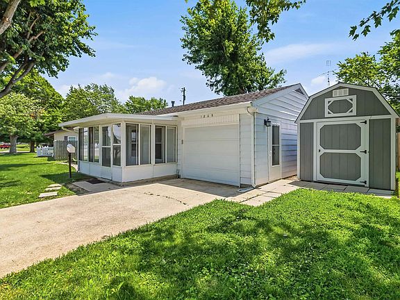 2nd image of 1809 W Westlea Dr