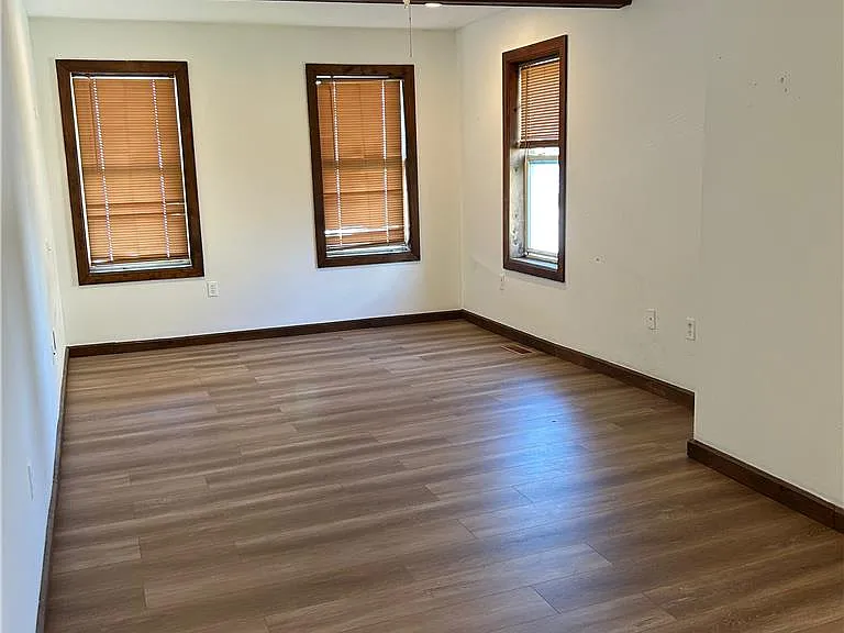 138 S 3rd St — Photo 12