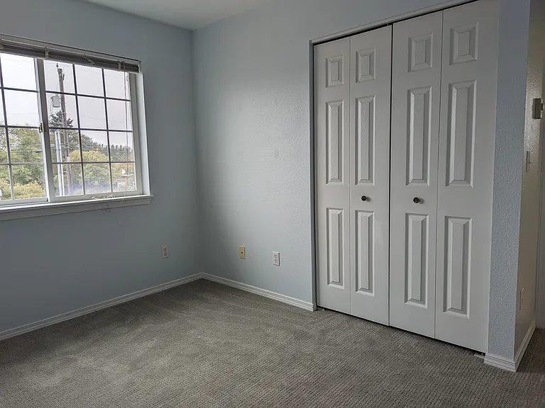 354 Canal Dr NE — Photo 17