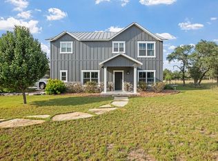 210 Dally Rd, Fredericksburg, TX 78624