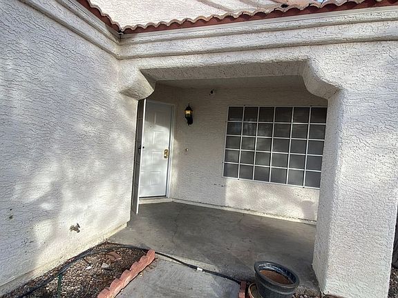 3rd image of 6528 Burlwood Way