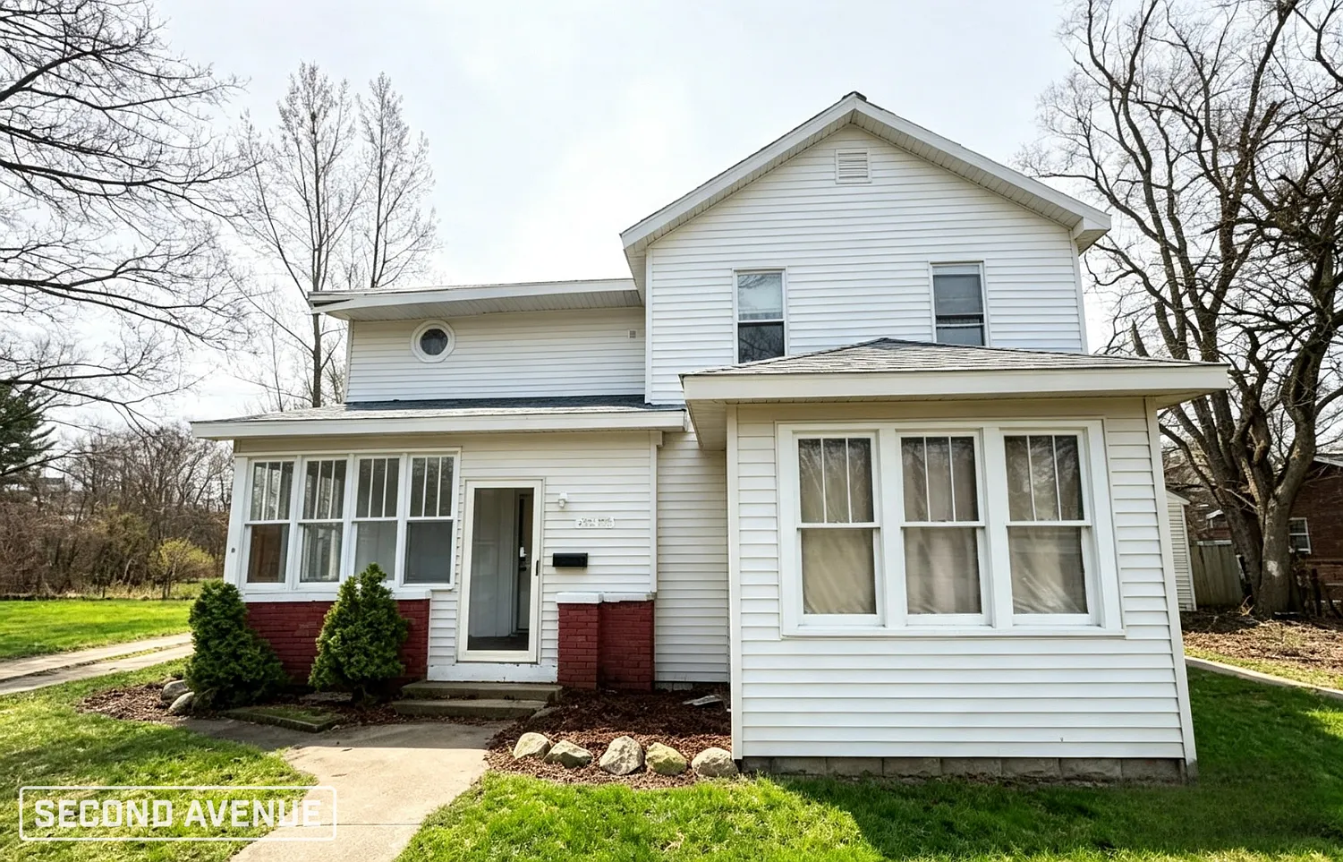 4 bed, 3.0 bath, 2612 sqft, $1,450 — Photo 1