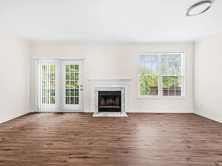 2902 Jessica Ct — Photo 14