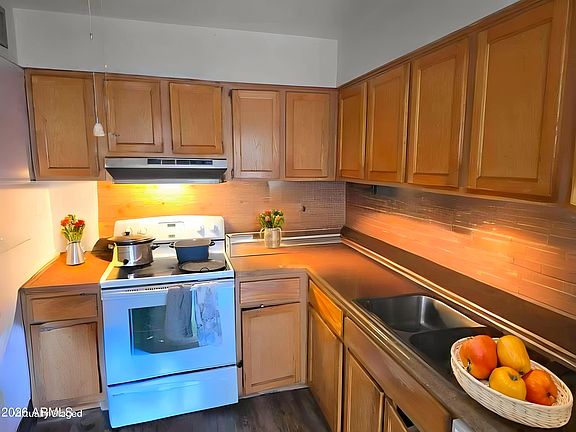 4th image of 4450 E PUEBLO Avenue