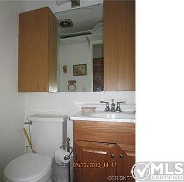 3rd image of 19206 Avenue Of The Oaks Unit D