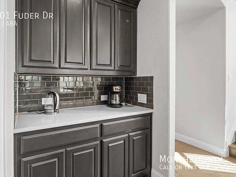 5801 Fuder Dr — Photo 10