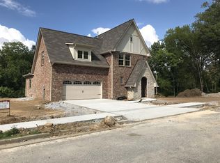 5102 Myra Dr, Hermitage, TN 37076