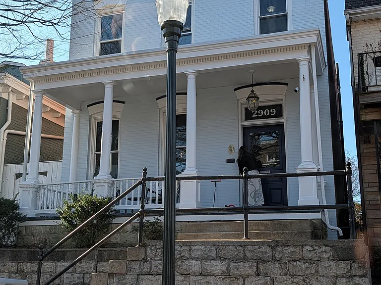2909 Park Ave — Photo 1