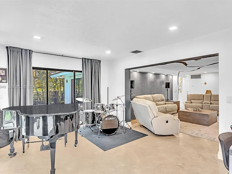 5602 S Travelers Palm Ln — Photo 30