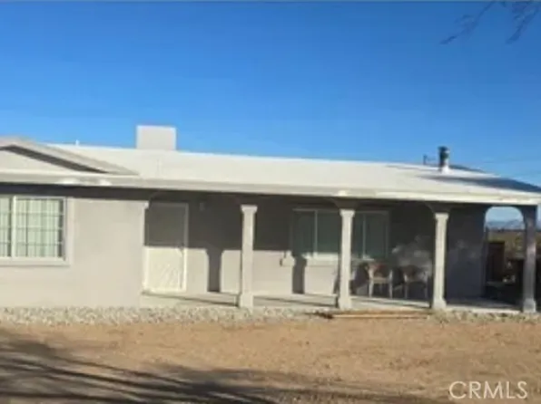 121 Old Woman Springs Rd, Yucca Valley, CA 92284