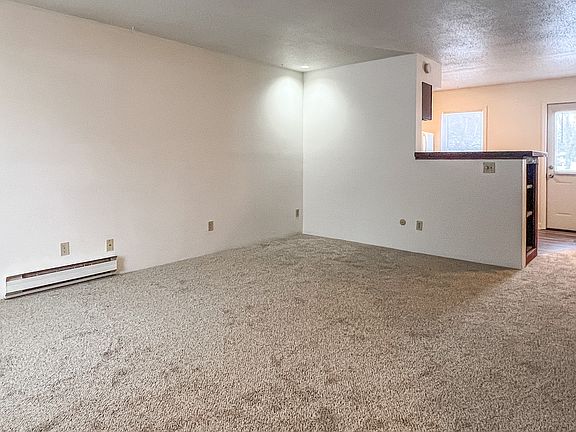 3rd image of 515 White St #5