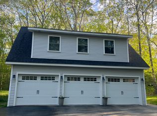 121A Hardy Rd #A, Falmouth, ME 04105