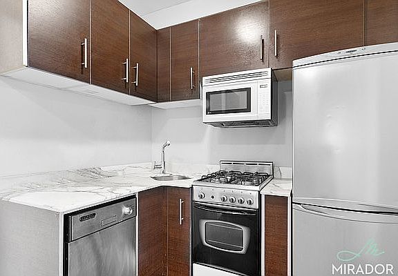 2nd image of 349 E 10th St APT 3R