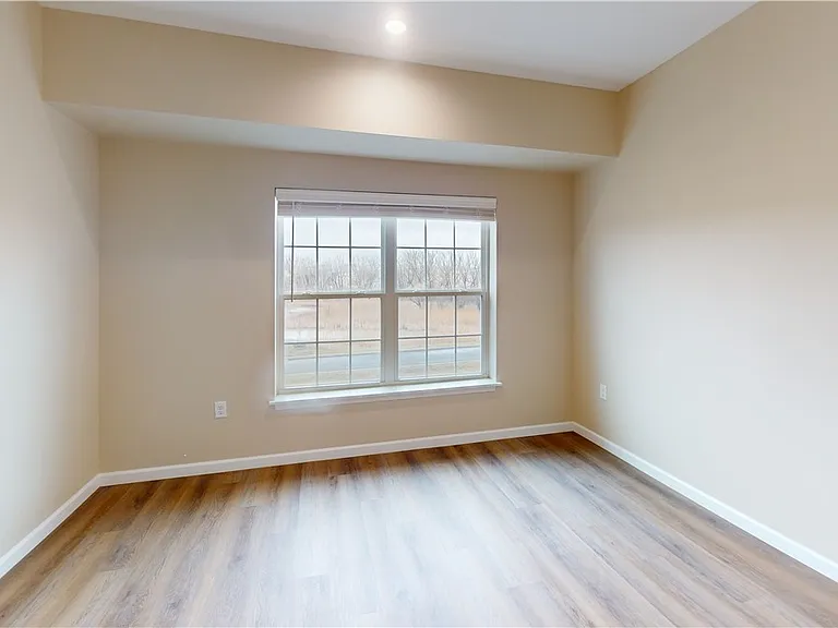 200 Mulcahy Blvd #12-B — Photo 6