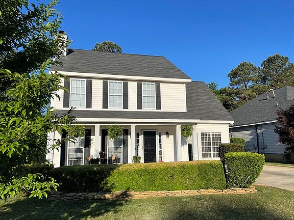 2nd image of 730 Bradford Ln