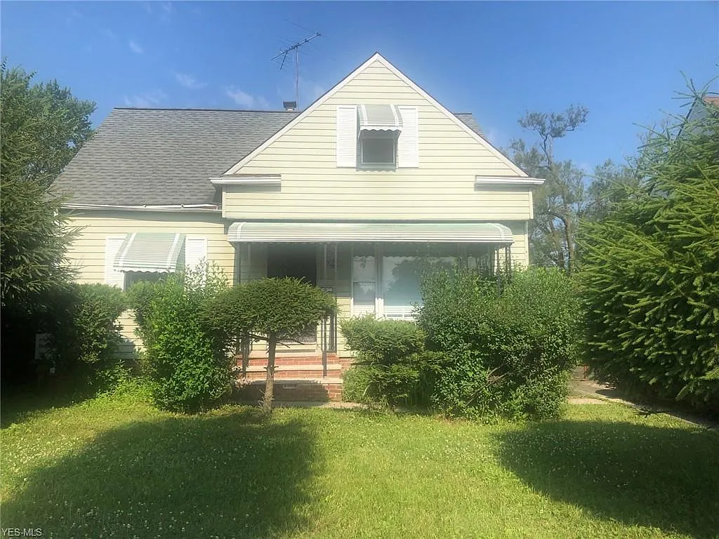 3992 Wendy Dr photo 1