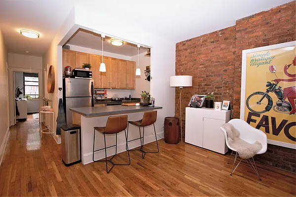 Rented by R New York | media 4