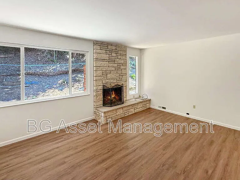 2672 Doidge Ave — Photo 19