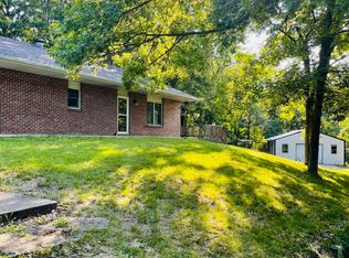 11930 Oak Ridge Ln, Holts Summit, MO 65043