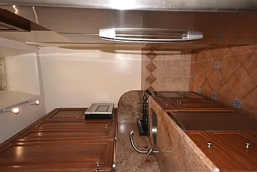 Rented by Green Line Realty