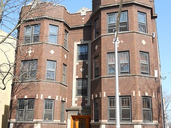 1st image of 1414 W Berwyn Ave #1E