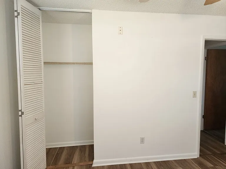 14532 Knoll Ridge Dr — Photo 20
