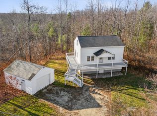 34 Memory Ln, Arundel, ME 04046