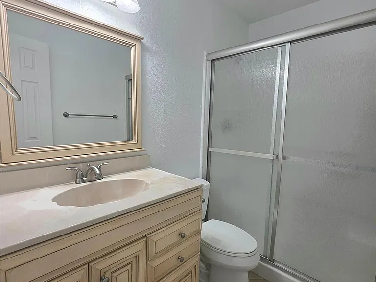 15208 Spring Hill Ln #B — Photo 13