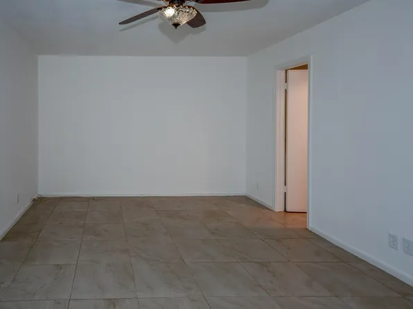 134 Southampton #B, West Palm Beach, FL 33417