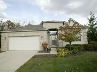 11318 Pinehurst Rd, Plymouth, MI 48170