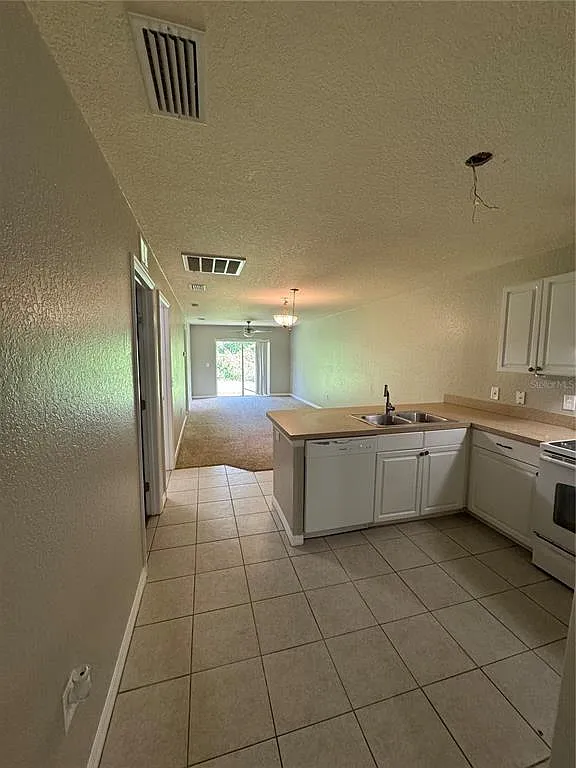2 bed, 2.0 bath, 1000 sqft, $1,525 — Photo 4