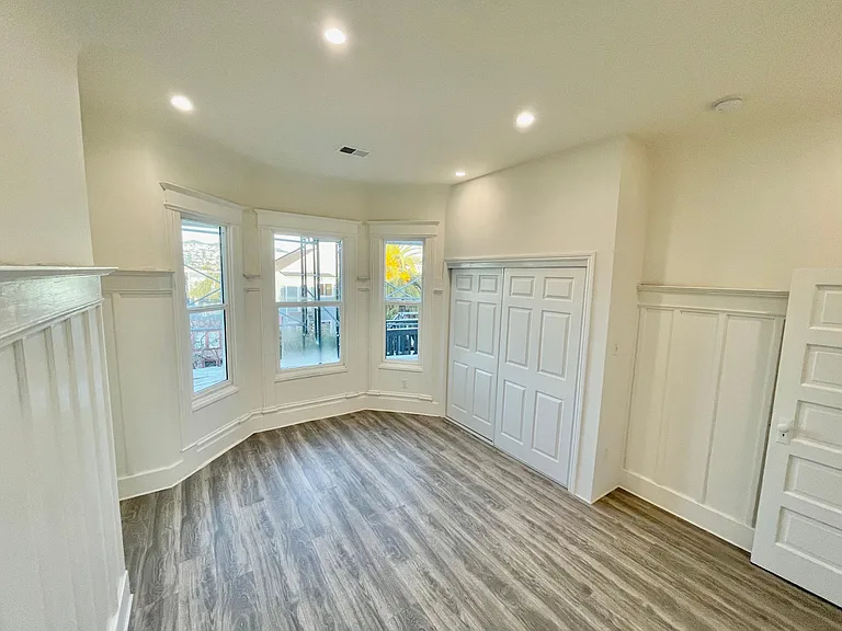 2554 Bryant St #2554 — Photo 30