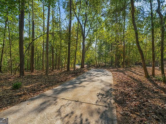 3rd image of 5522 Tyree Rd