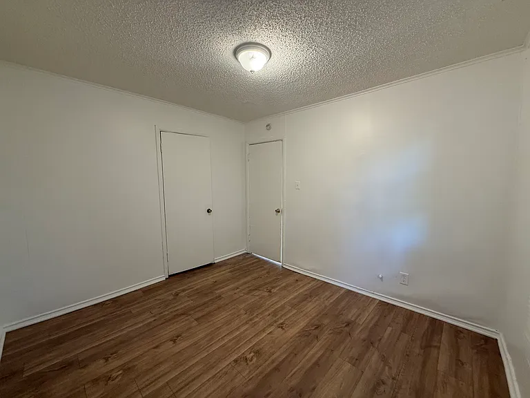 4914 Donnelly Ave #4914 — Photo 7