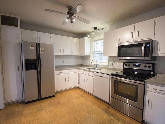 4th image of 406 Stonegate Dr APT 4101
