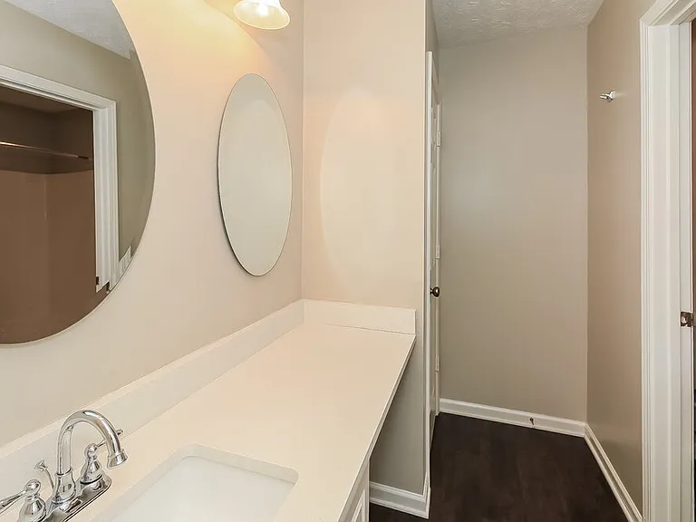 3030 Raven Trce — Photo 16